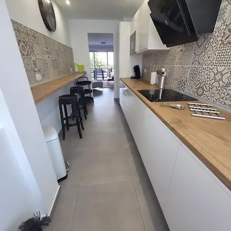 Apartamento Piso Moderno Cerca Del Mar Cristianos