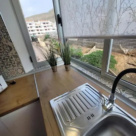 Piso Moderno Cerca Del Mar Cristianos *
